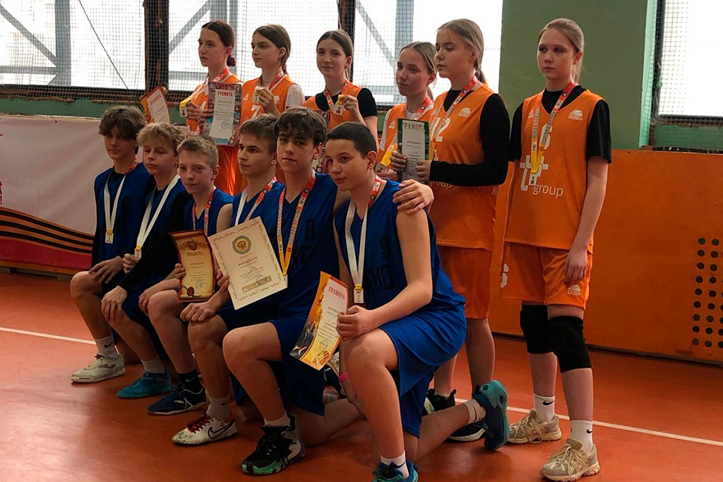 Чемпионы