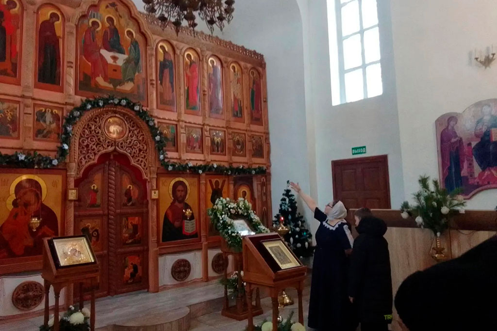 'Экскурсия в храм